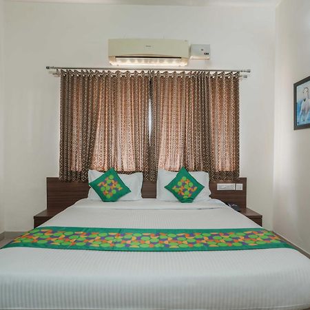 Treebo Pappilon Palace - Pvs Circle Mangalore Exterior foto